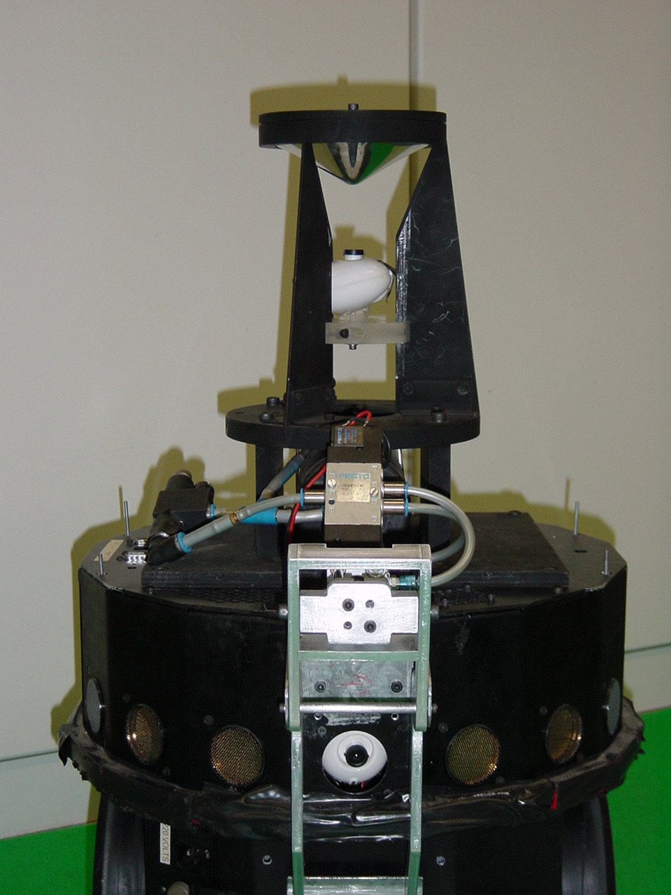 (Camera and Mirror and front camera systems)